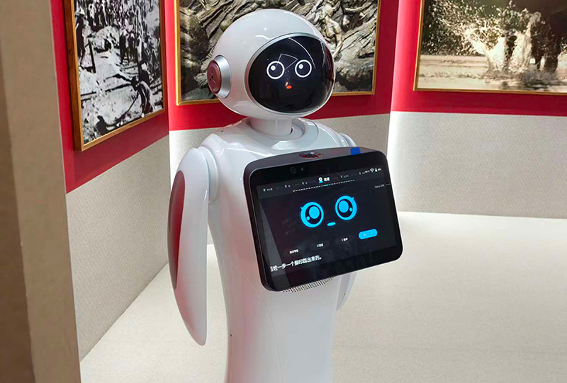 【科梦奇】迎宾机器人小鱼二代：亮相盐城宋公堤主题文化展陈馆，科技赋能红色记忆