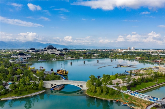 春色兴汉里 风雅胜境中 兴汉胜境以汉韵焕新开启春季文旅新篇章