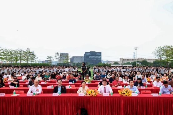广州市朝晖高级中学揭牌仪式圆满举行！以朝晖之名，踏上教育新征程