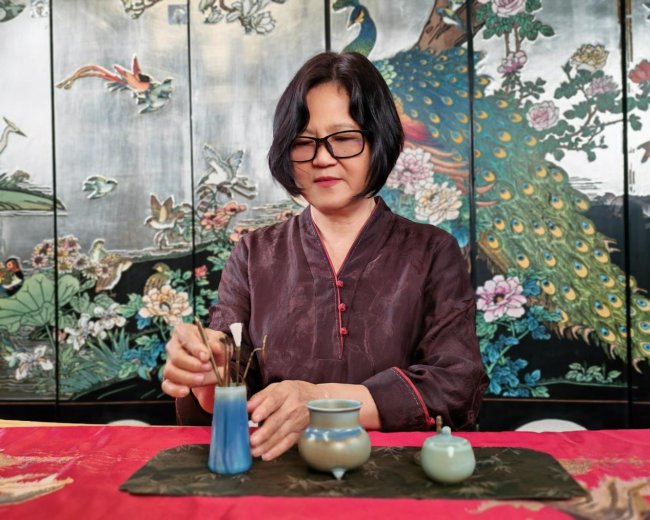 沉香夫人：一位长期主义者的香业山河  ——访香族沉香夫人曾桂梅老师